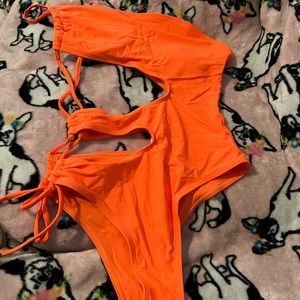 New one piece side cut outs